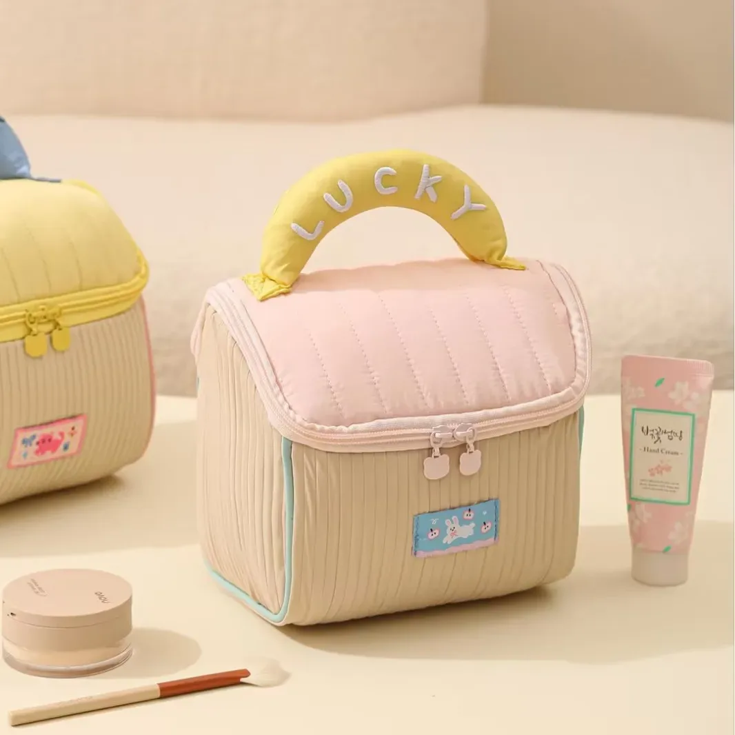 trousse de maquillage portable à motif dessin animé mignon, design original, sac organisateur de voyage pour articles de toilette, utilisation quotidienne en extérieur
