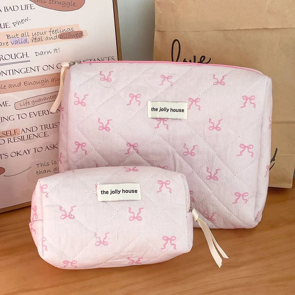 sac de toilette matelassé rose fraise pour femme, pochette de rangement portable pour maquillage et articles de toilette, sac à main zippé pour dames