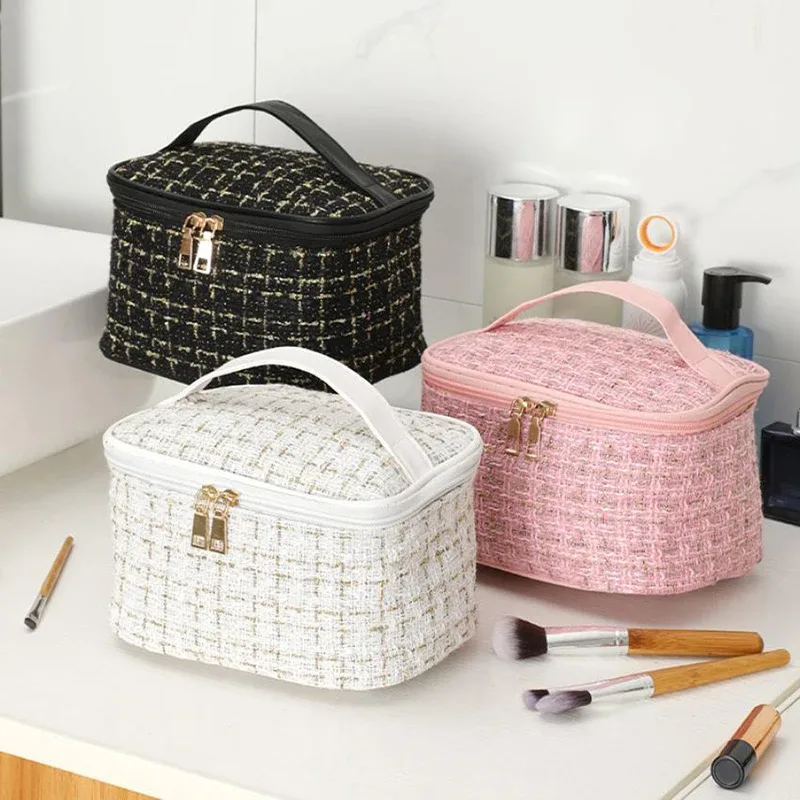 【Nouveau】 Nouvelle trousse de maquillage portable pour femme avec grande capacité, trousse de toilette à main, organisateur de cosmétiques essentiel pour le rangement des articles de toilette