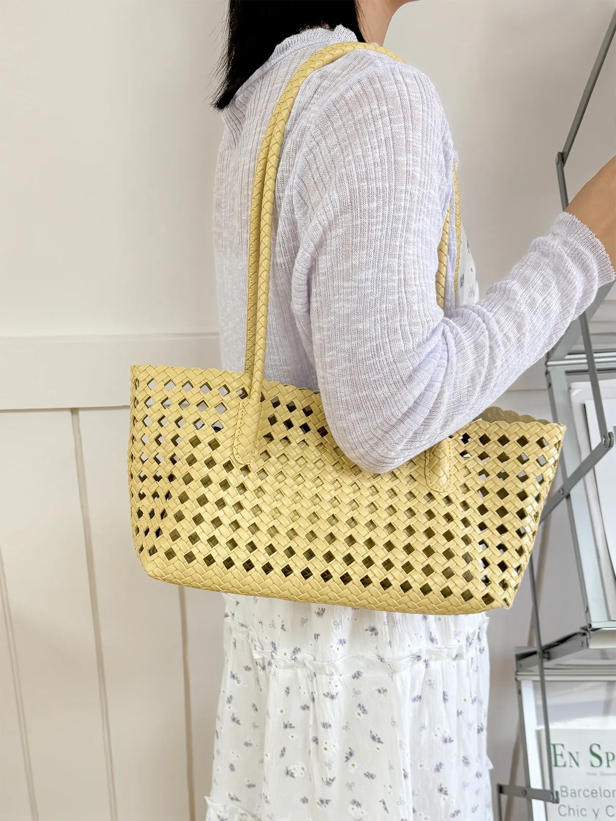 nouveau sac fourre-tout tressé creux tendance 2026 pour femme, grande capacité, sac à main porté épaule pour l'été