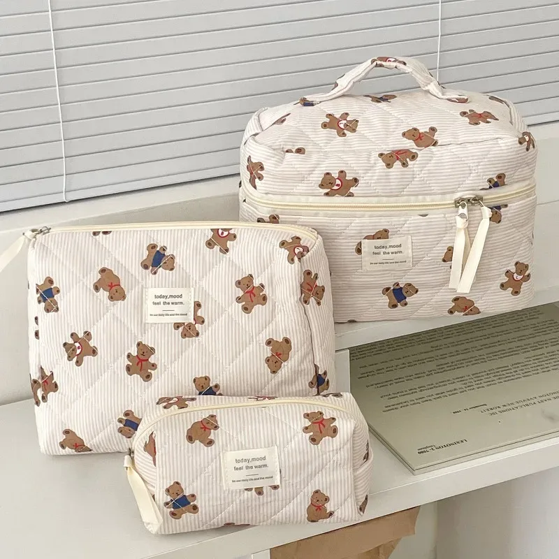 1pc matelassé ours mignon sac de maquillage floral sac cosmétique femmes fille voyage trousse de toilette organisateur coton pinceaux de maquillage mallette de rangement