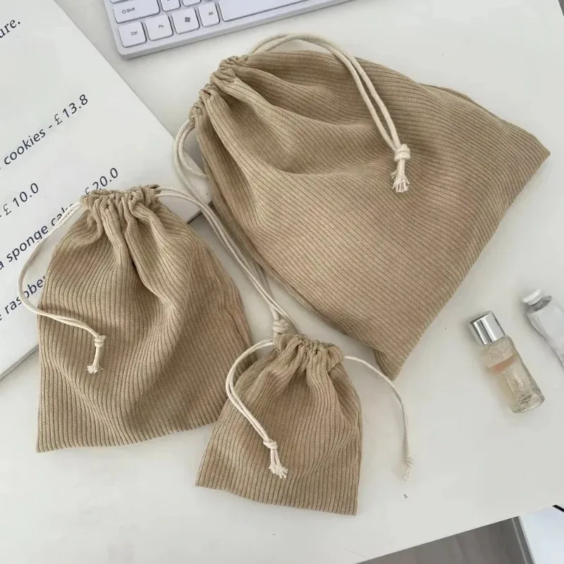 sacs cosmétiques en velours côtelé de couleur unie avec cordon de serrage, sac de rangement pour cadeaux de noël, sac de voyage, organiseur de maquillage, pochette pour rouge à lèvres