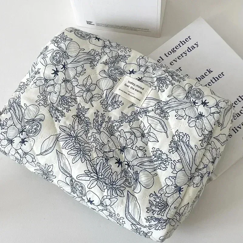 pochette de maquillage tendance en forme de cœur pour femmes, petite et grande, trousse de toilette, sac à cosmétiques, étui avec fermeture éclair