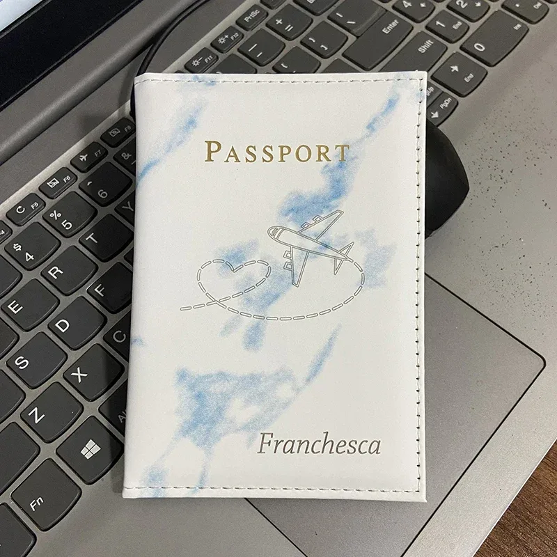 noms de gravure laser sur porte-passeport, couverture patten en marbre pour passeports, portefeuille de voyage, étui pour passeport avec noms personnels