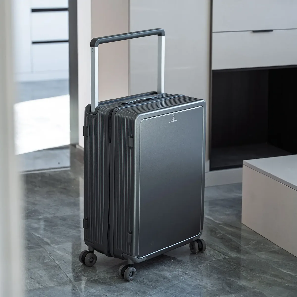 valise de cabine colenara avec compartiment large et roulettes universelles, 20 pouces, robuste, avec serrure à combinaison, pour homme et femme