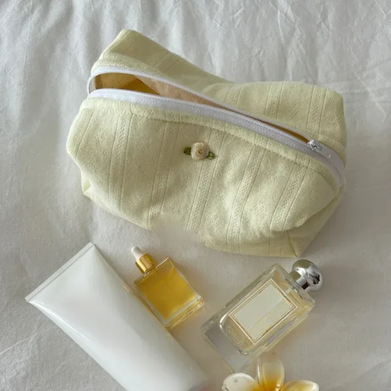 trousse de maquillage élégante à fleurs, sac de rouge à lèvres cosmétique, portable, grande capacité, évaluation de voyage, poudres de toilette cosmétiques, mode, doux