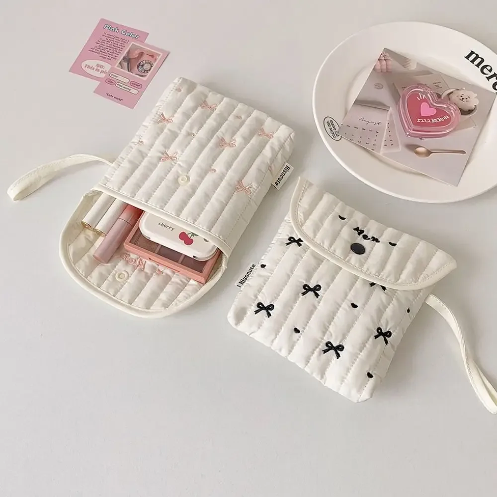 sac à cosmétiques cerise brodé de grande capacité, sac de rangement pour serviettes menstruelles avec nœud papillon, sac de rangement pour serviettes hygiéniques, sac pour petits articles