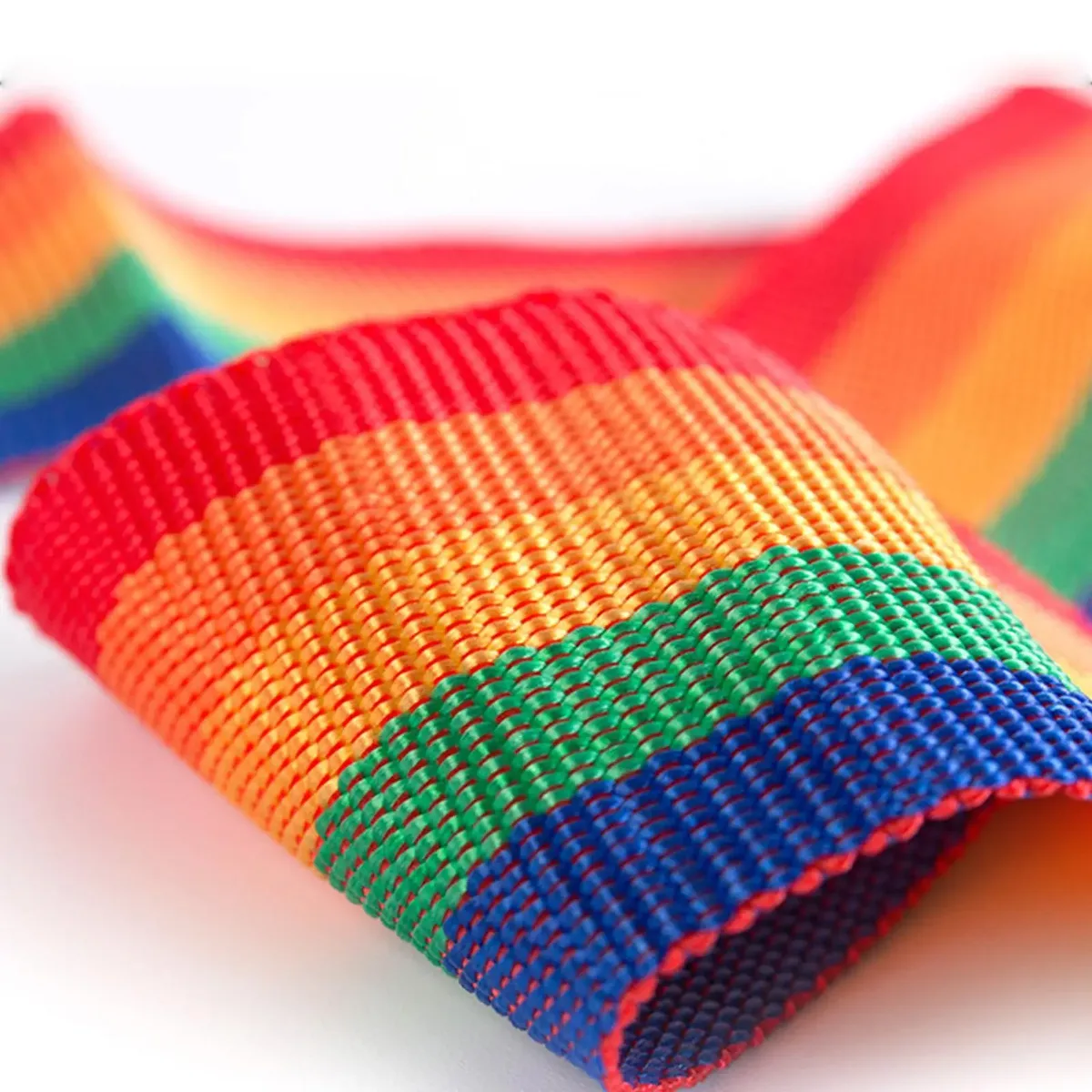 ceinture bagage polyester arc ciel bandes couleur rouge orange jaune vert bleu violet boucle noire transport voyage