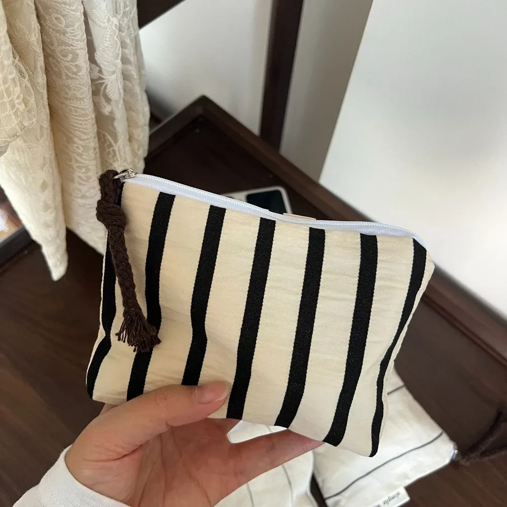 mini trousse de maquillage simple et élégante pour femme, porte-monnaie portable, sac de rangement pour cosmétiques et rouges à lèvres, organiseur de maquillage