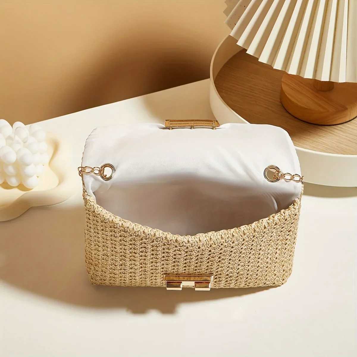 sac à bandoulière tissé à la main en paille pour femmes, sac à main à bandoulière de couleur unie avec fermeture à serrure
