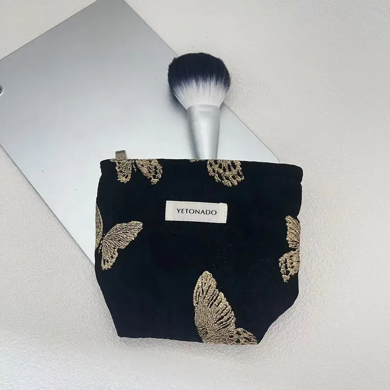sac à cosmétiques pour femmes, étui vintage en tissu jacquard floral rouge foncé, pochette de rangement de maquillage avec fermeture éclair, petit grand sac pour brosses de toilette