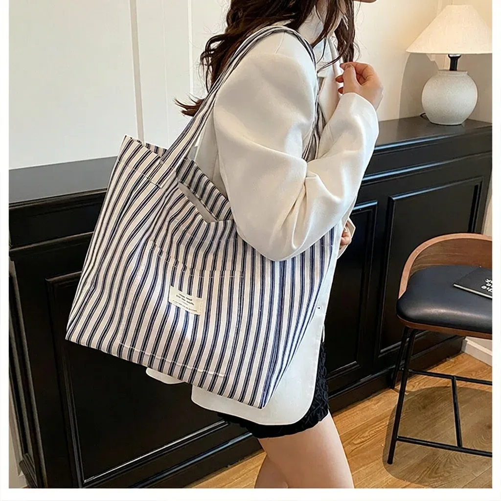 Nouveau Sac de Plage Cabas Tendance pour Femme en Toile Rayée Grande Capacité Sac à Bandoulière Sac à Main Cabas Sacs à Bandoulière ﻿