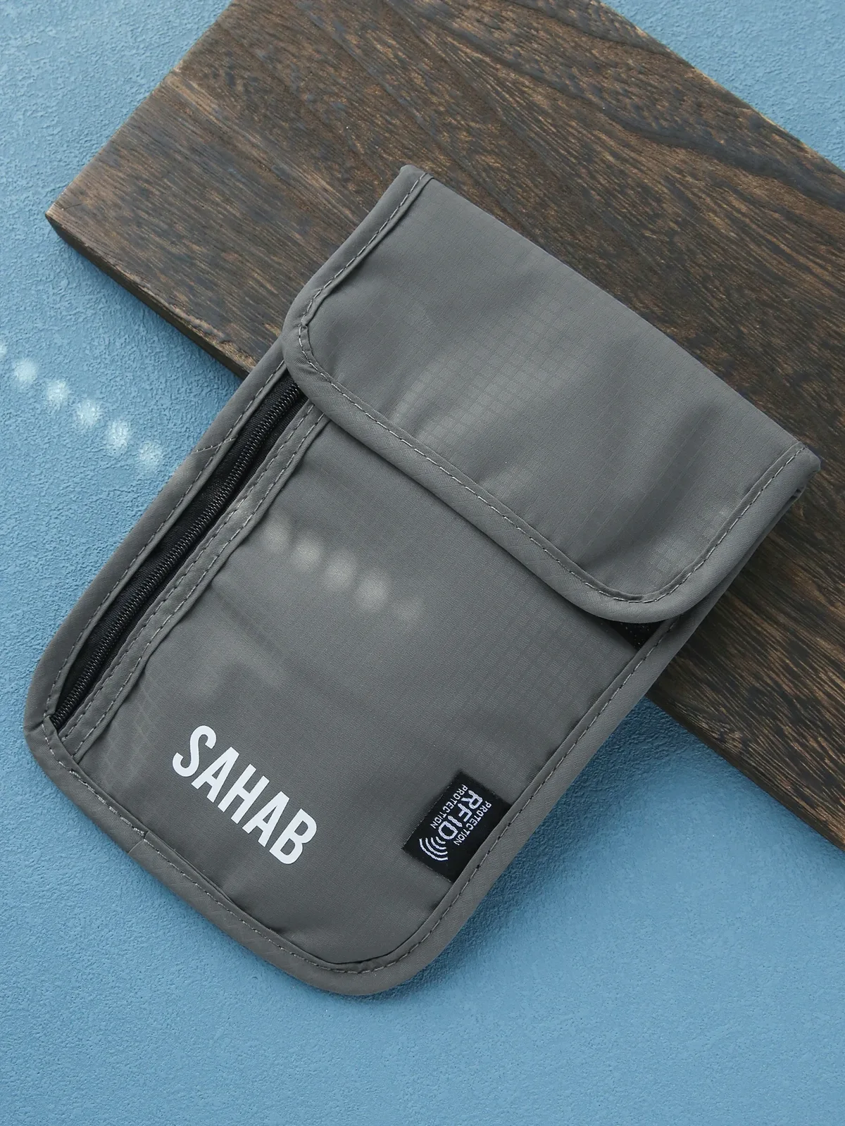 pochette de cou personnalisée anti-rfid pour passeport, sac de voyage en nylon anti-radiation, portefeuille de cou portable, porte-cartes d'identité bandoulière