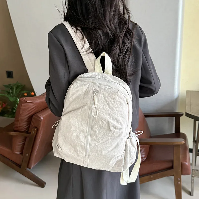 nouveau sac à dos en nylon 2026 – sac à dos décontracté pour voyage et usage quotidien, grande capacité, sac à dos scolaire souple plissé multicolore