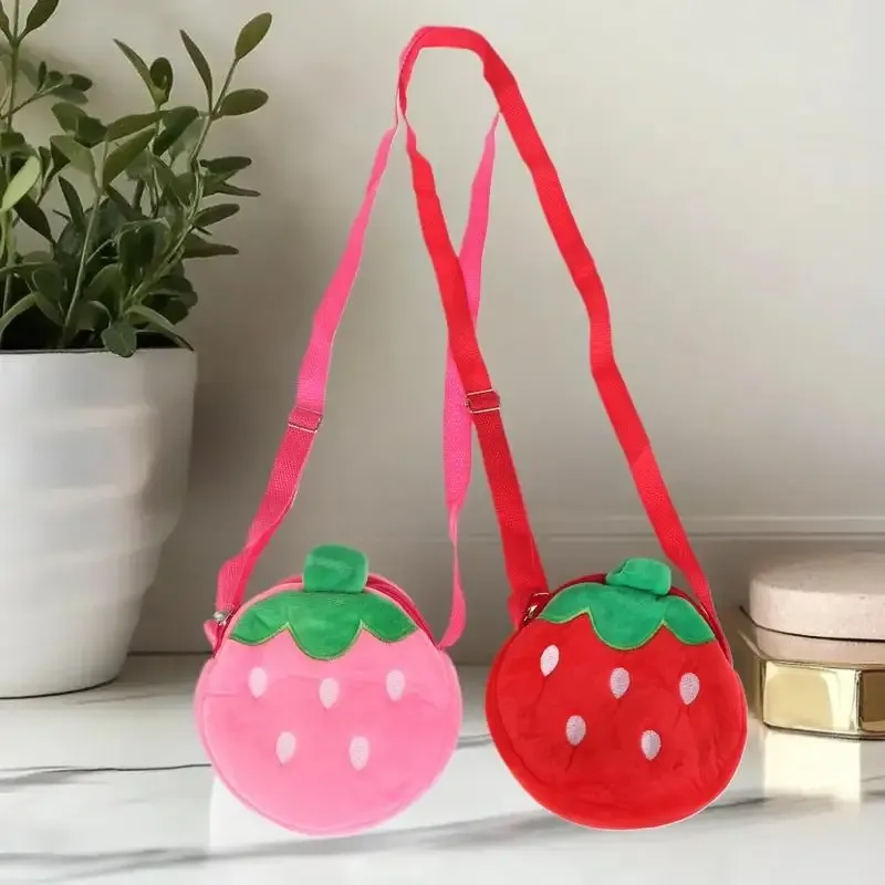 sac à bandoulière en peluche fraise de dessin animé, sac à bandoulière mignon en forme de fraise, sac pour téléphone, porte-monnaie, portefeuille pour enfants et adultes, cadeau