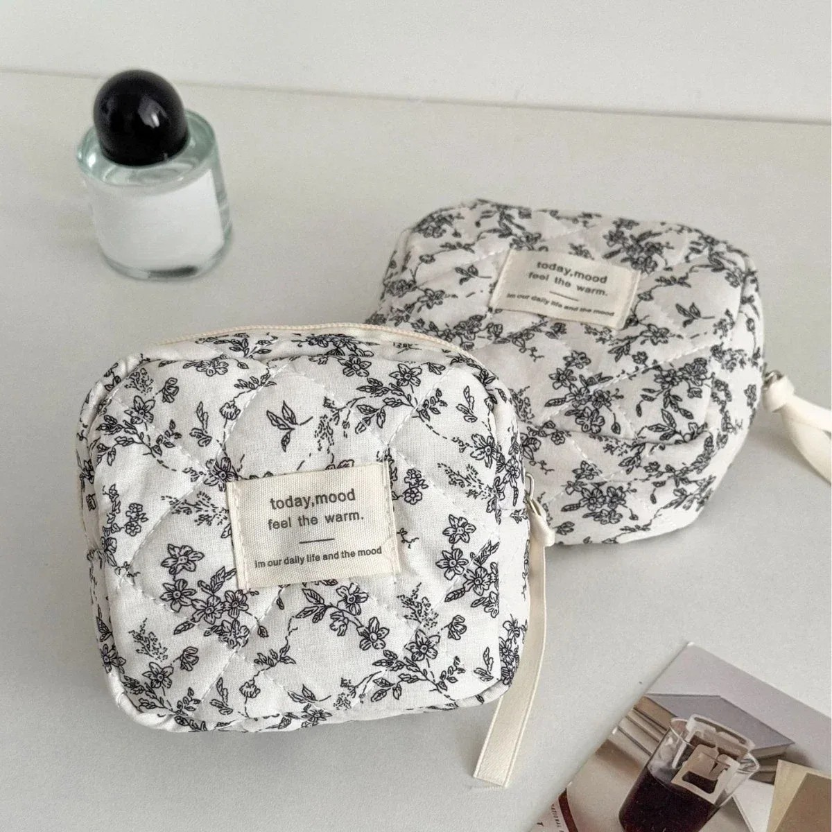 kawaii – mini trousse de maquillage pour femmes, sac à cosmétiques portable pour rouge à lèvres, écouteurs, stockage de câbles de données