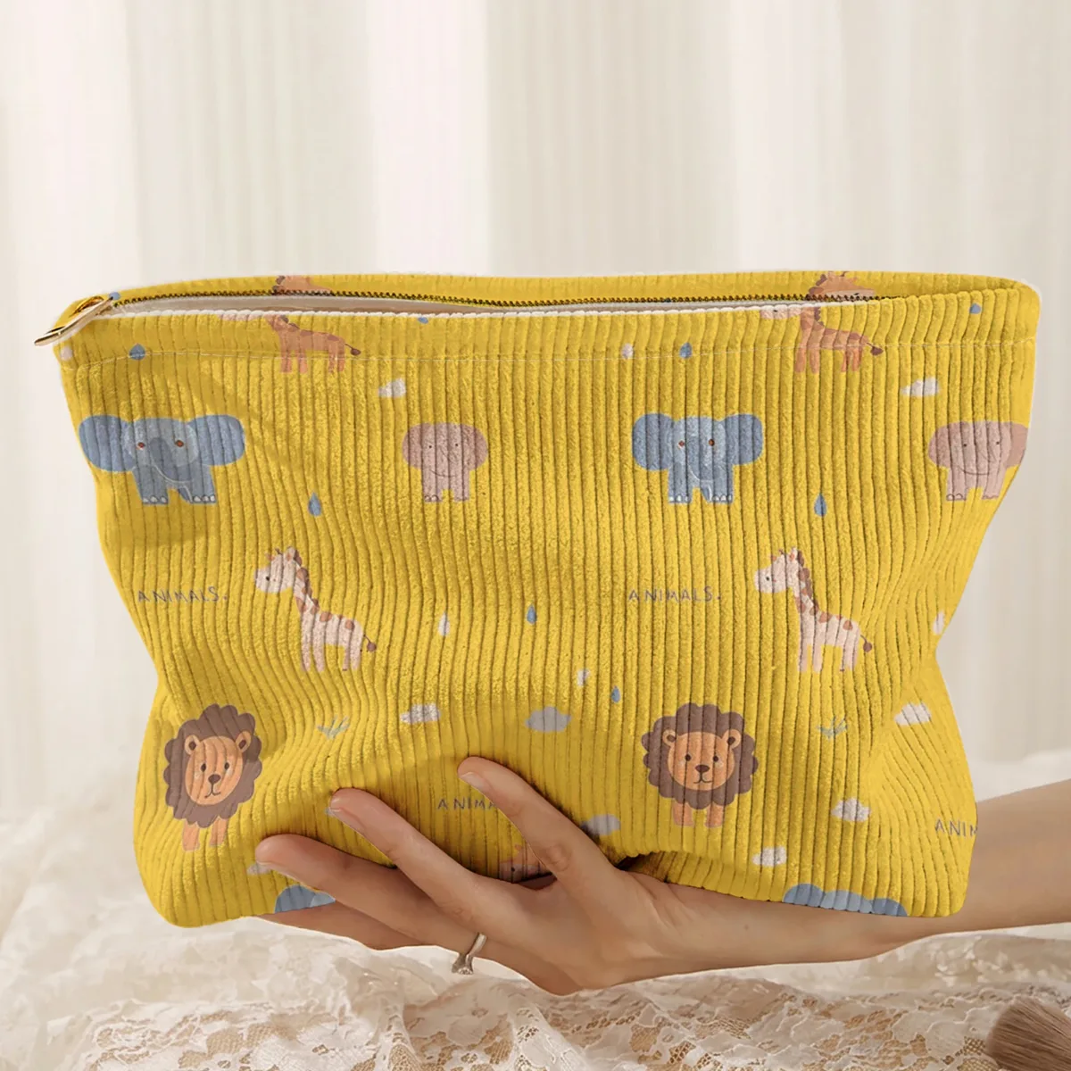 1. trousse de maquillage en velours côtelé à motifs animaliers, boîte de rangement légère à fermeture éclair, sac multifonctionnel avec doublure