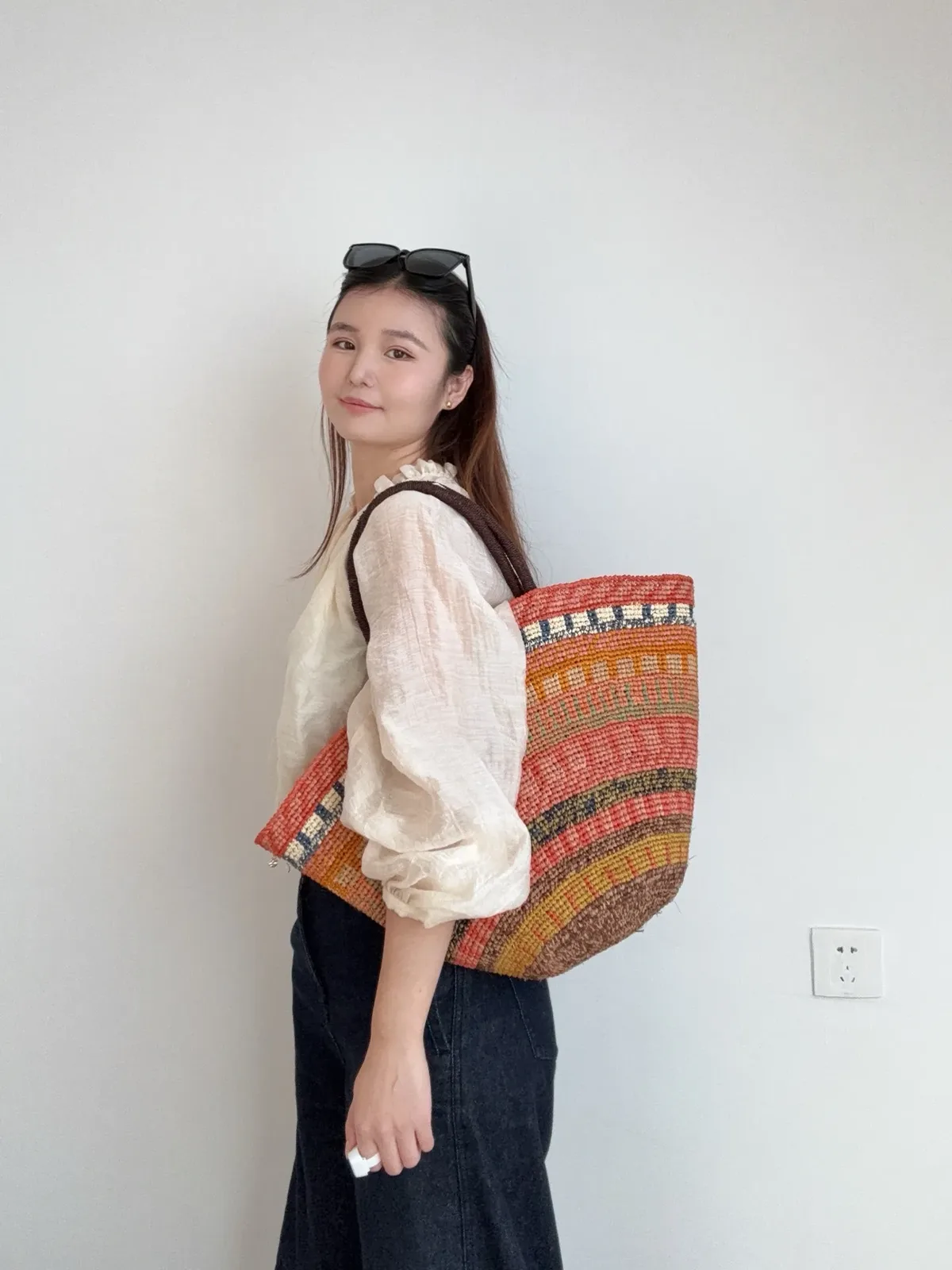 sac à bandoulière en raphia coloré pour femme, sacs à main de luxe de créateur, grand sac fait main, sacs de plage d'été, vente en gros de haute qualité