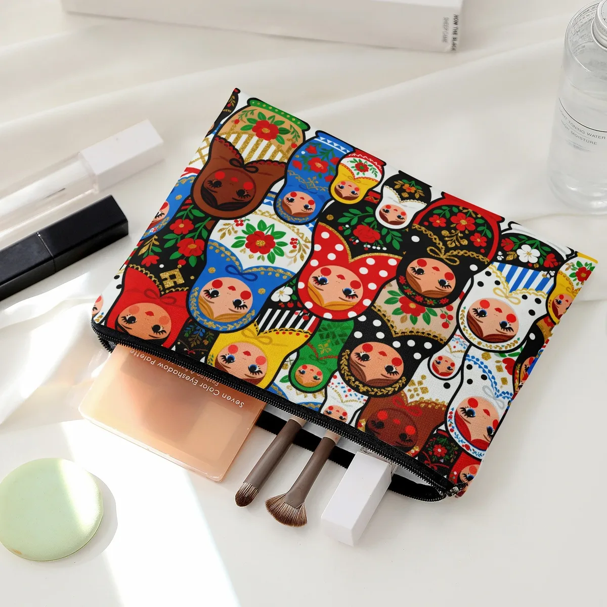 sac de rangement doublé imprimé double face avec motif de poupée matryoshka russe colorée, trousse de maquillage à motif folklorique traditionnel