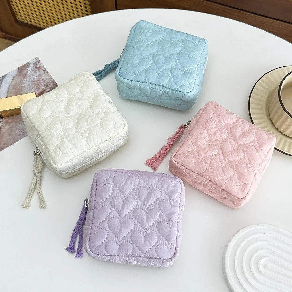 petite trousse de maquillage carrée coréenne, petite trousse à fermeture éclair pour écouteurs, portefeuille portable pour fille, sacs de rangement pour rouge à lèvres, pochette pour serviettes hygiéniques