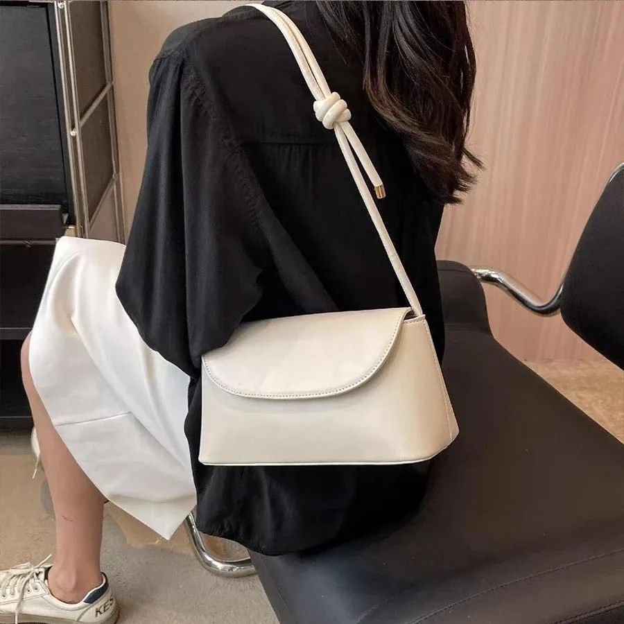 sac à bandoulière français simple en cuir pu pour femmes, couleur unie, petit sac carré à la mode sous les bras
