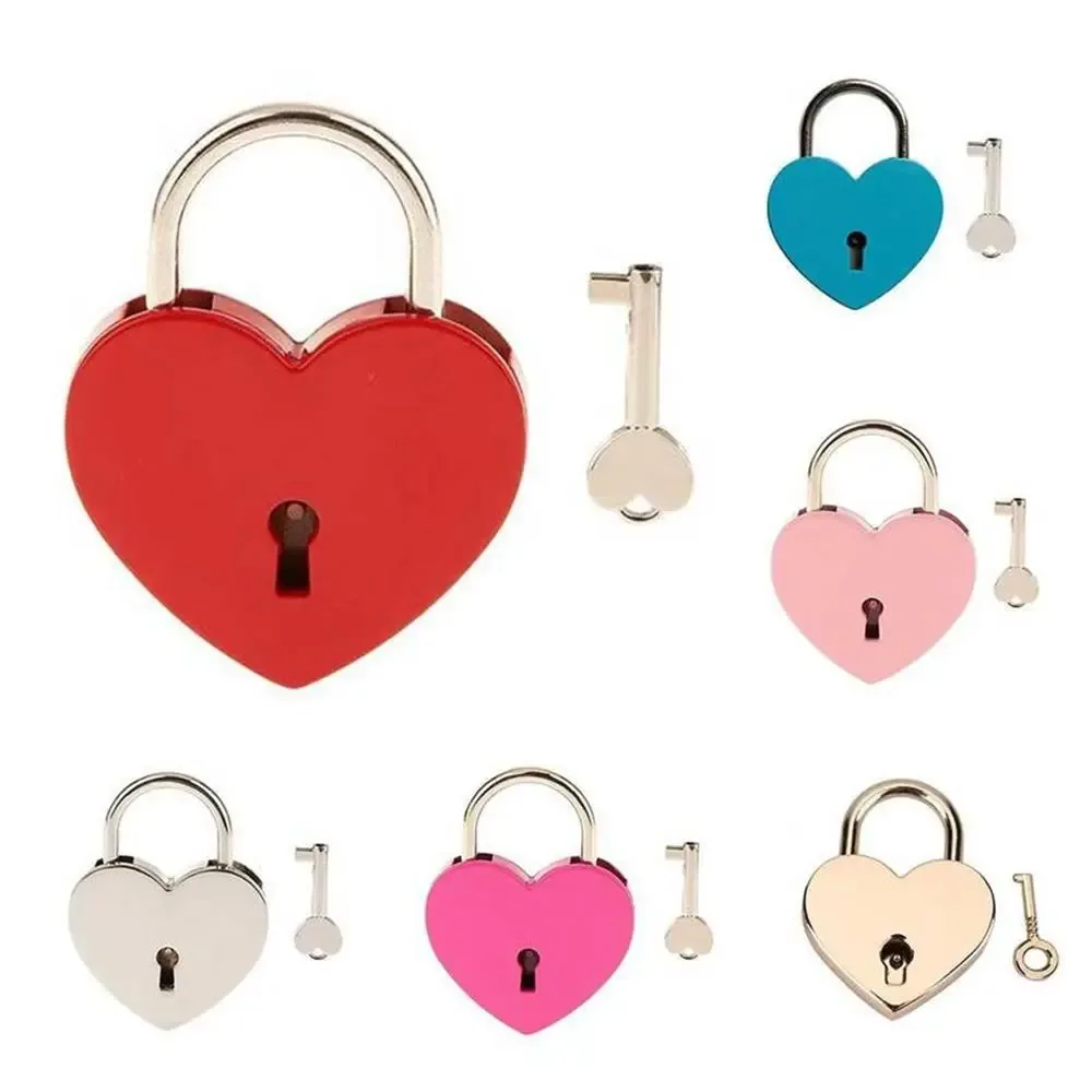 valise de voyage en alliage de zinc avec serrure à clé, cadenas de mariage, quincaillerie, serrure en forme de cœur.