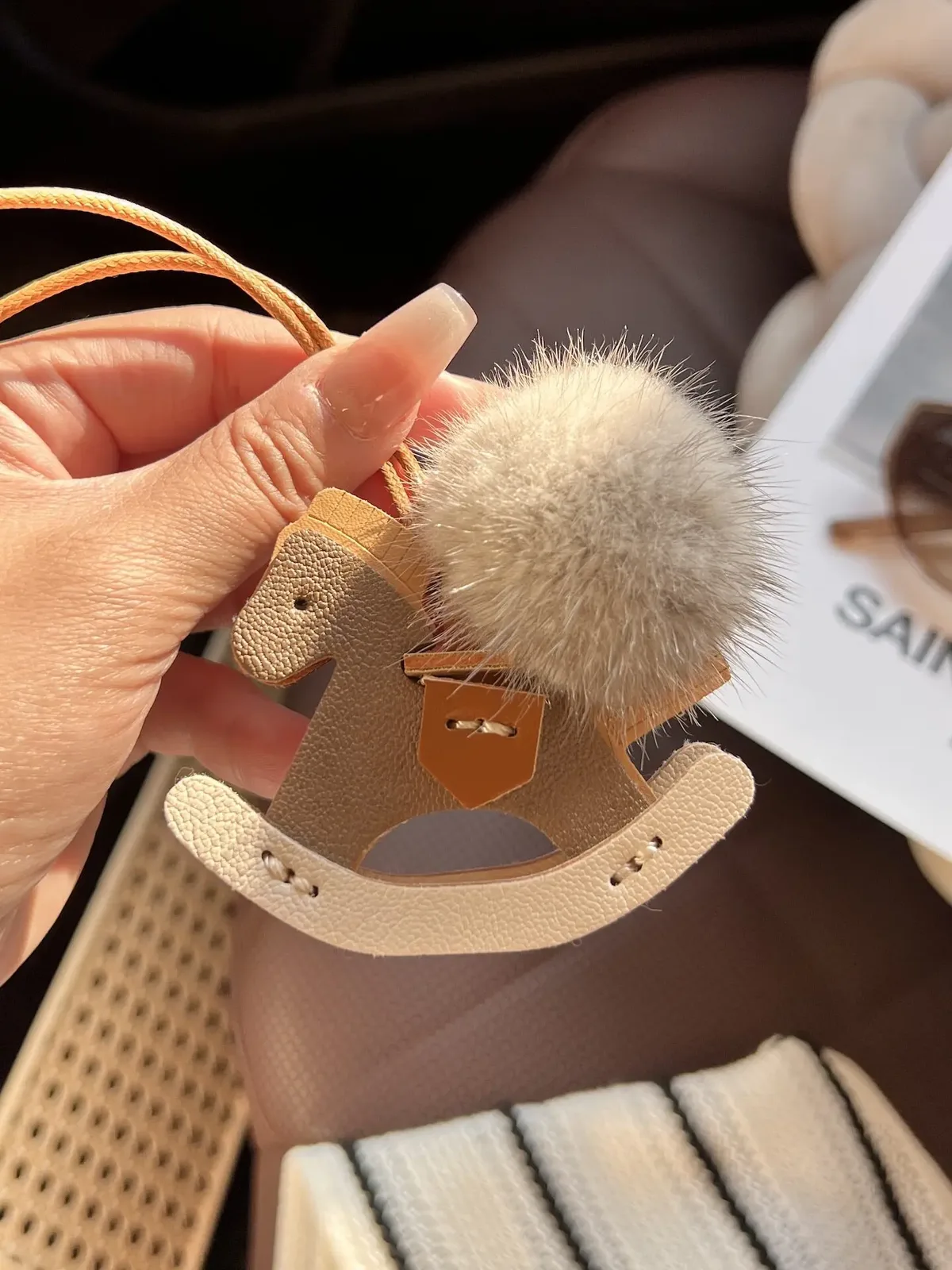 adorable breloque de sac, pendentif de sac à dos en peluche simple en forme de cheval, porte-clés, boule de fourrure de vison véritable, ornement décoratif à suspendre pour sac