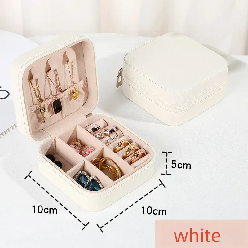 mini boîte de rangement pour bijoux, portable, pour voyages en famille, boîte de rangement pour boucles d'oreilles et colliers, organisateur de bagues pour femmes, boîte de présentation en cuir pu