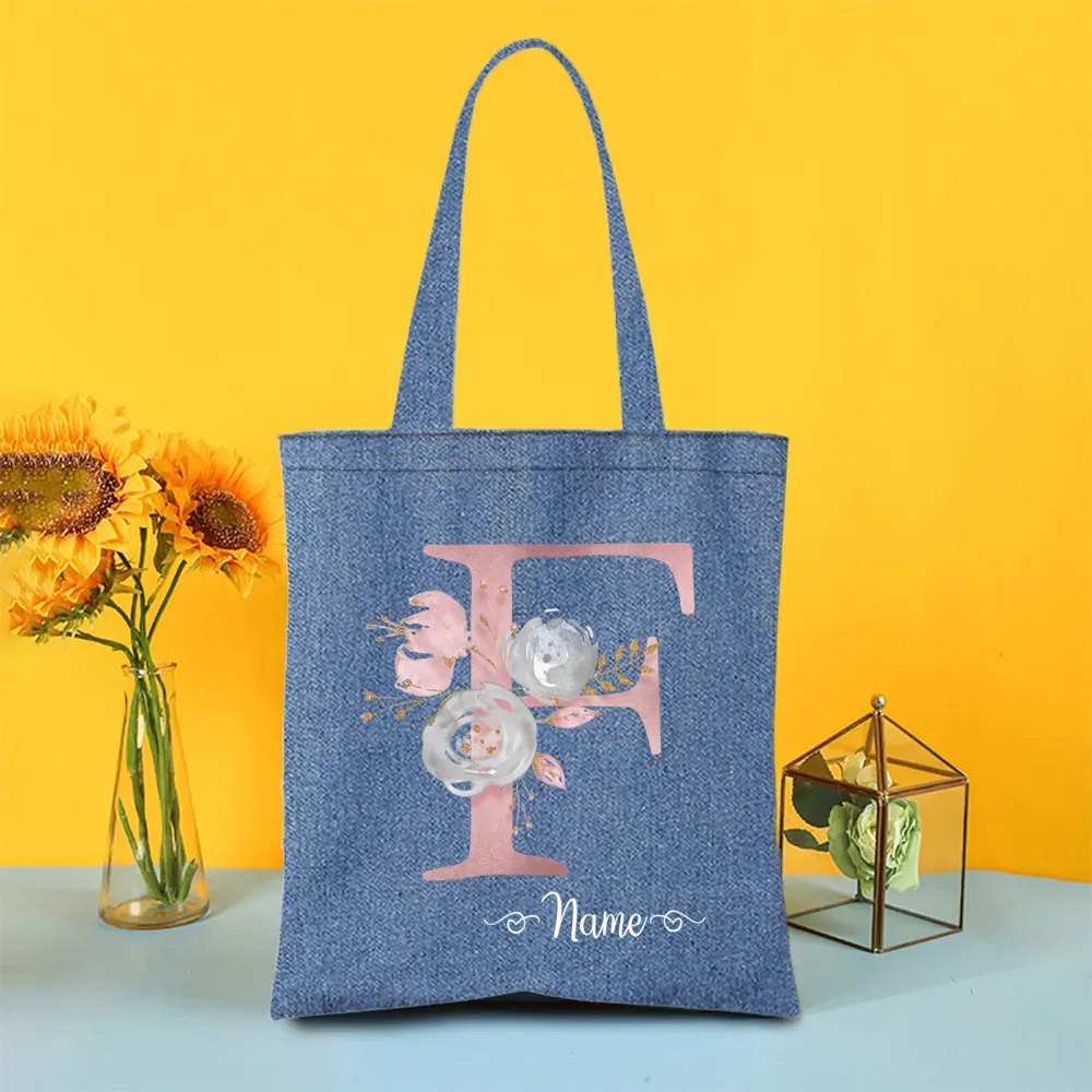 sac fourre-tout en denim personnalisé avec lettre avec nom, sac à main pour mariage, enterrement de vie de jeune fille, sacs de demoiselle d'honneur, sac à bandoulière de voyage, cadeau pour elle