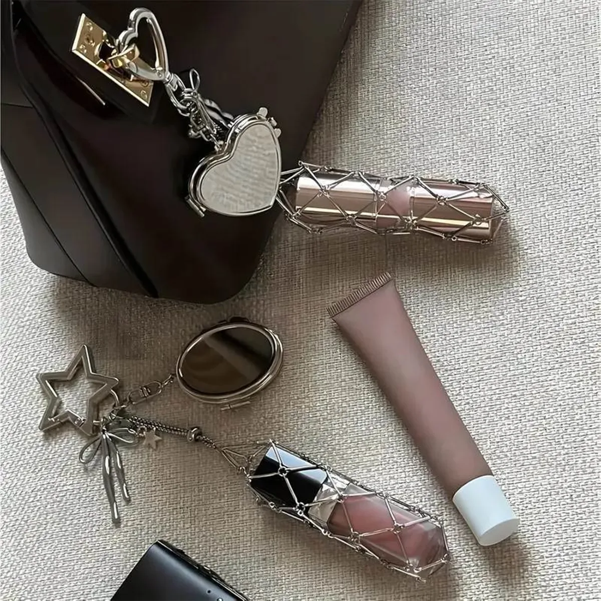 Étui de rangement pour rouges à lèvres avec miroir compact, porte-clés créatif pour femmes et filles