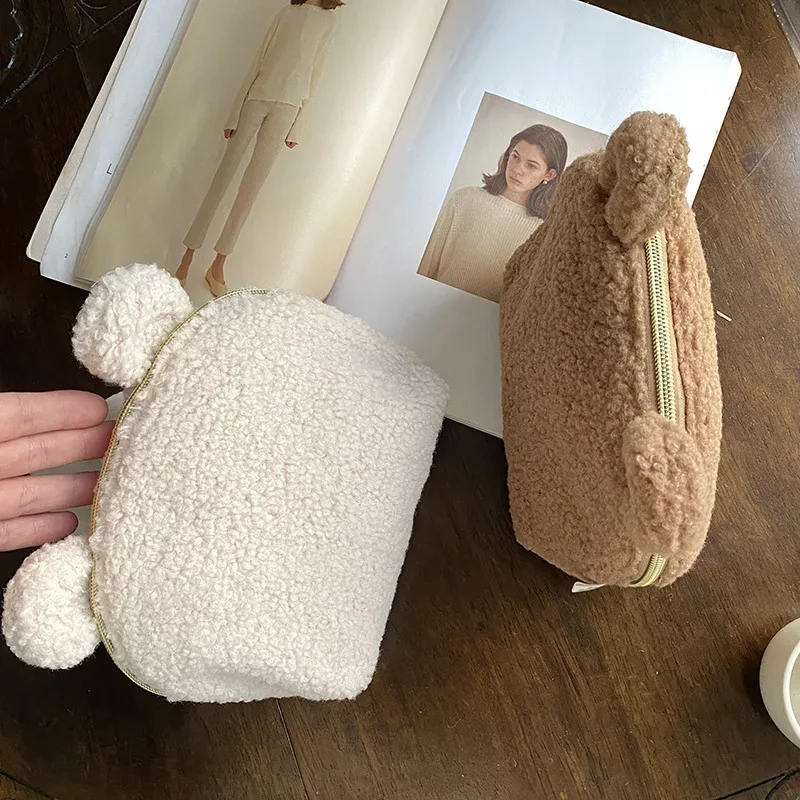 trousse de maquillage personnalisée teddy sherpa, trousse de maquillage personnalisée, sac de voyage personnalisé, cadeau de demoiselle d'honneur, souvenir de mariage gi