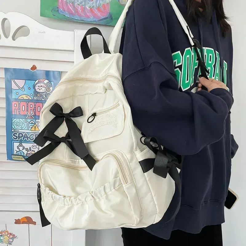 sac dos nylon beige blanc poche ouvrée broderie préppy grande capacité voyage école adolescente femmes