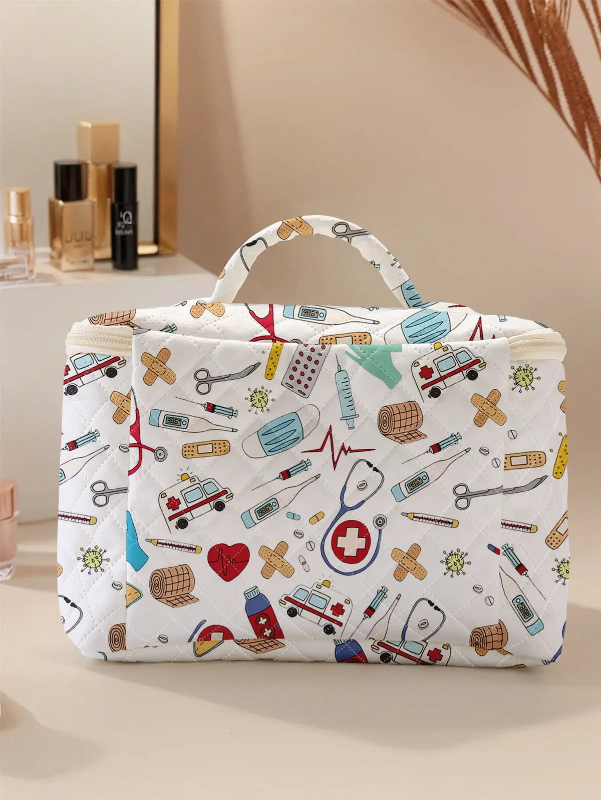 trousse polyester cosmétiques motifs médicaux blanc voyage petite taille maquillage seringues bandages stéthoscopes ambulances
