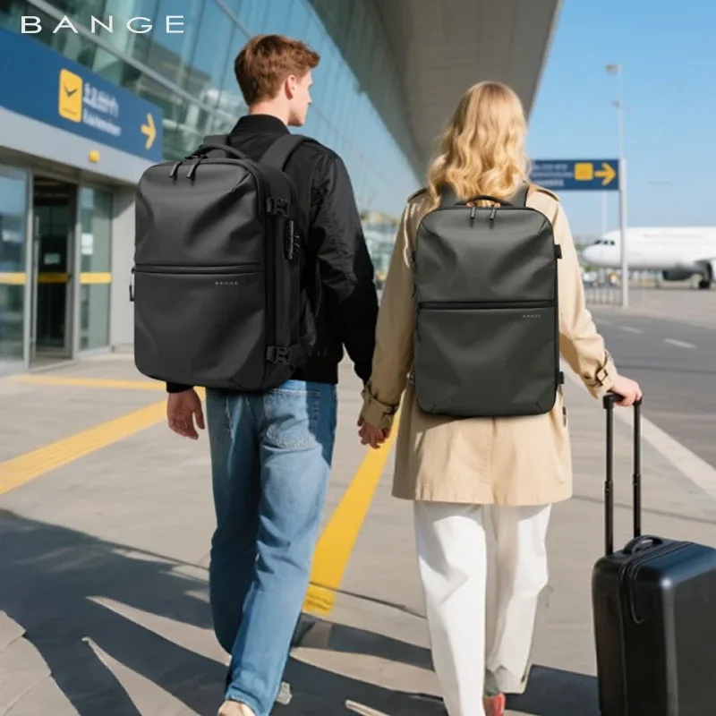 sac dos oxford polyester noir patchwork bandoulière arquée étanche antivol verrouillable compartiment chaussures voyager