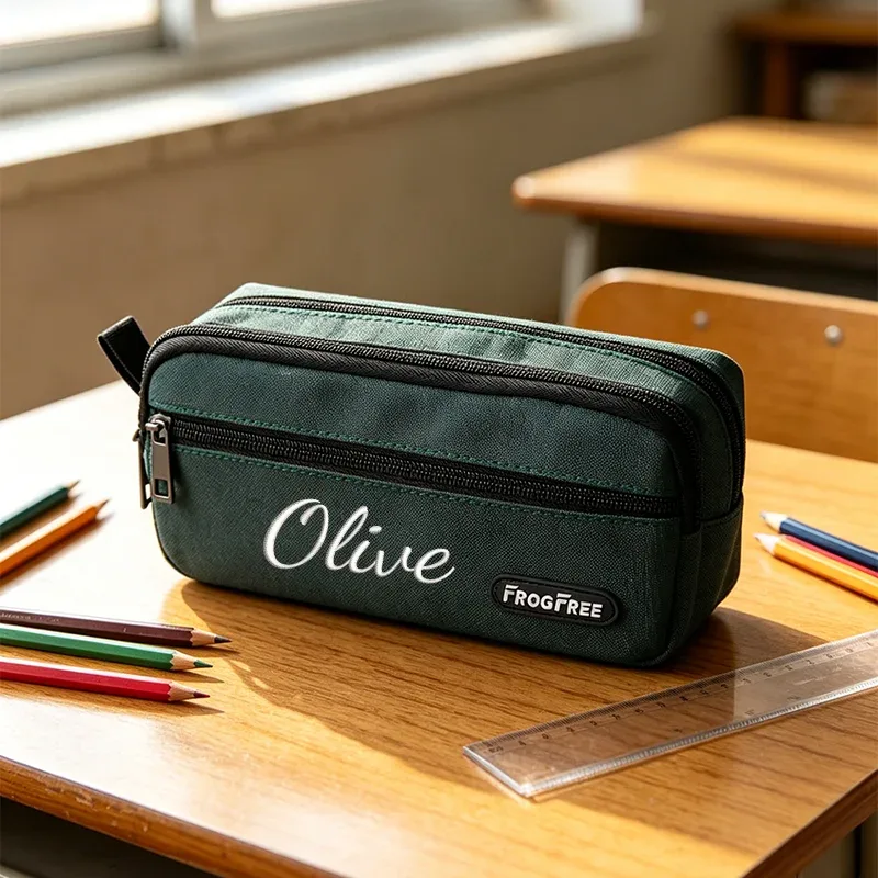 trousse polyester solide personnalisation lettres dorées compartiments maquillage voyage noir bleu rouge gris kaki