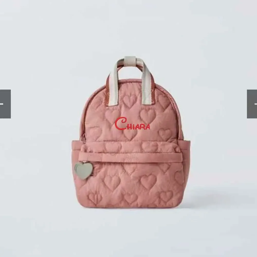 Nouveau sac brodé en forme de cœur de haute qualité, petit sac à dos décontracté, cadeau personnalisé unique pour la rentrée scolaire des enfants, avec nom