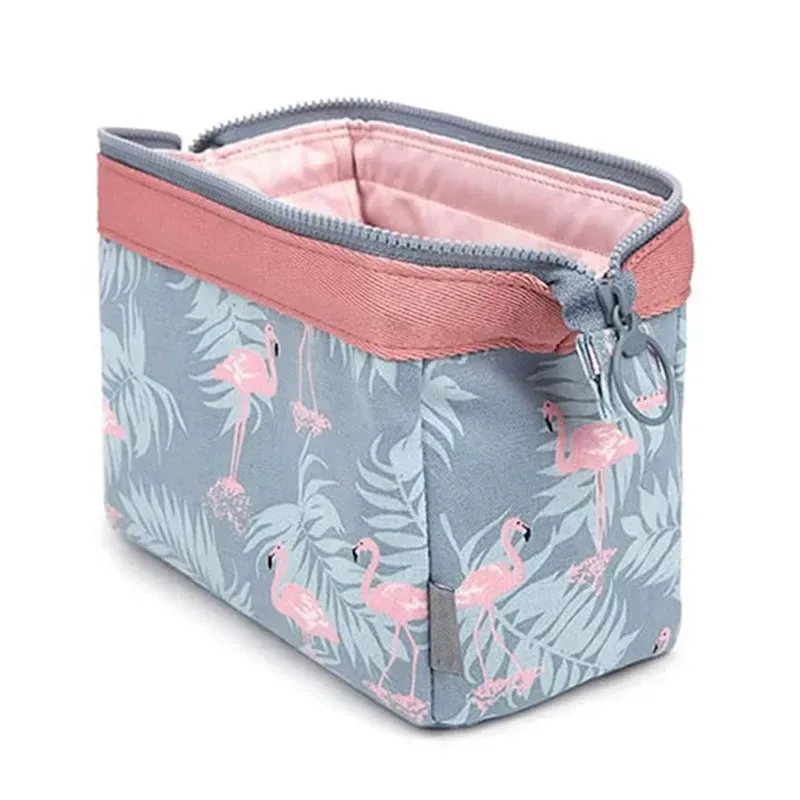 nouvelle mode sac cosmétique femmes étanche flamant sacs de maquillage organisateur de voyage kits de toilette sacs de maquillage portables esthéticienne