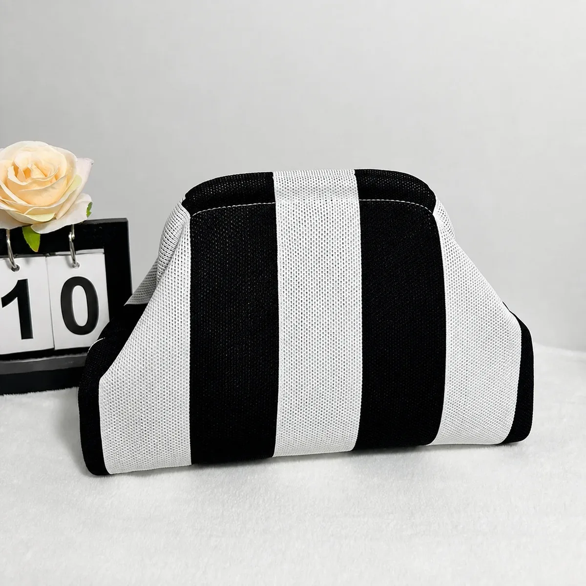 organisateur de maquillage portable, pochette tendance à motifs variés, sac à cosmétiques à main, sac à cosmétiques léger en tricot pour les trajets quotidiens
