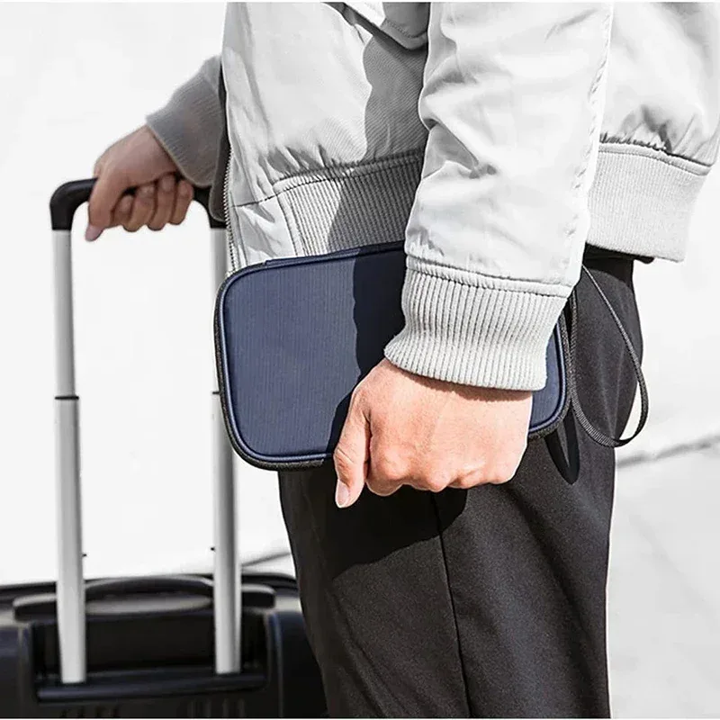 pochette voyage polyester bleu compartiments documents billets cartes porte monnaie bloc rfid organisateur famille transport pratique