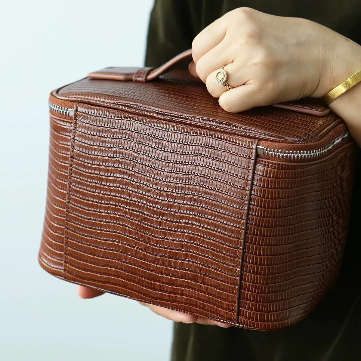 sac de maquillage en cuir de vachette à motif lézard, grande capacité, sac de toilette de voyage, cuir véritable, sac cosmétique portable pour femmes