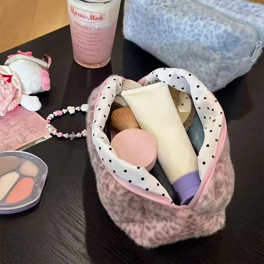 sac de maquillage en fourrure durable, grande capacité, imprimé léopard, organiseur de toilette, sac cosmétique portable, pochette de rangement de voyage pour filles