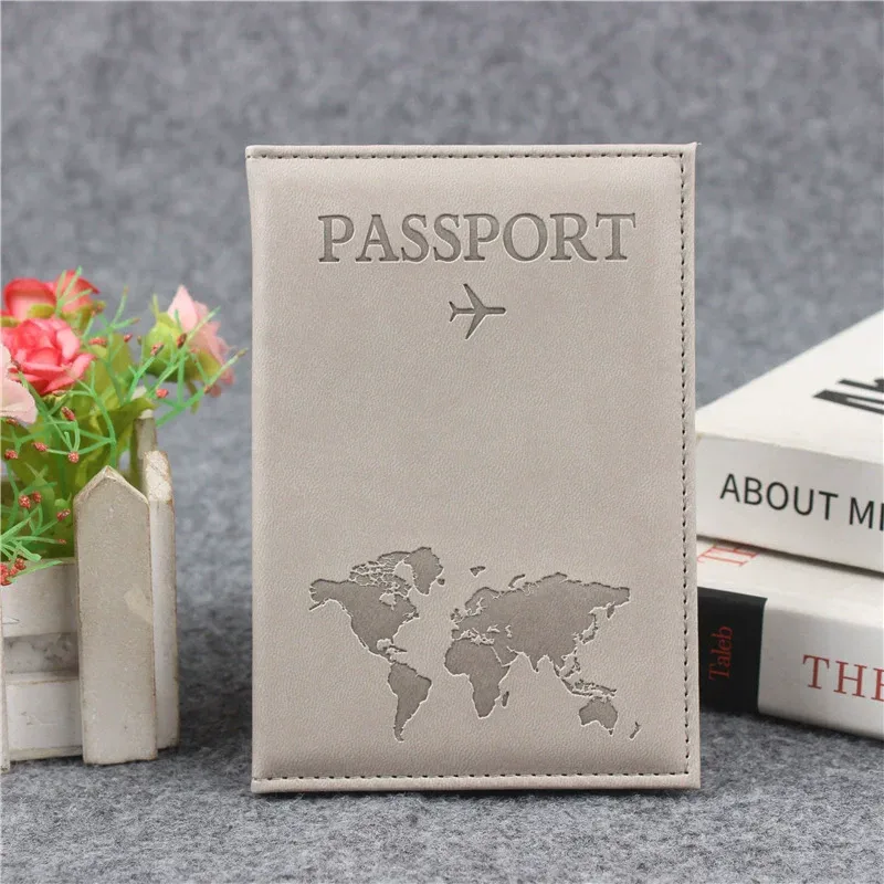 nouvelle housse de passeport en cuir pu pour hommes et femmes - organisateur - porte-cartes de protection - étui pour documents d'identité - housse de passeport de voyage avec carte du monde