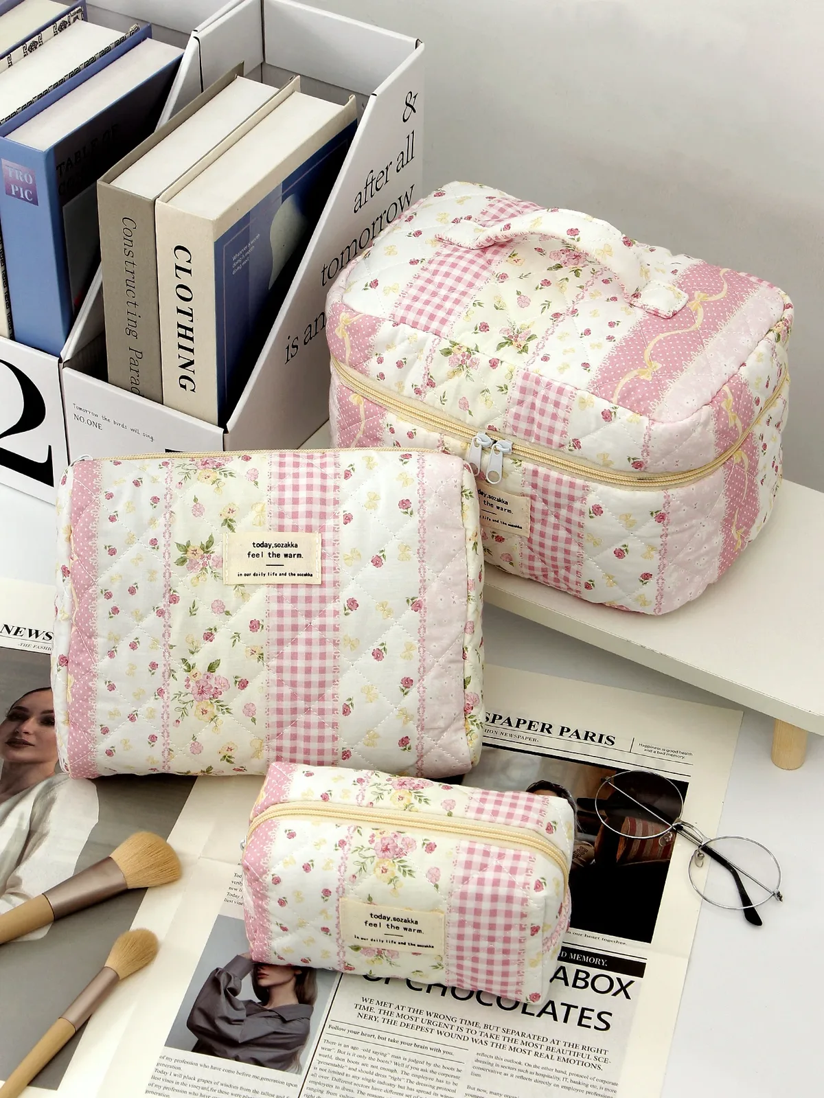 trousse toilette polyester motifs floral géométrique rose blanc beige voyage grande capacité maquillage cosmétiques