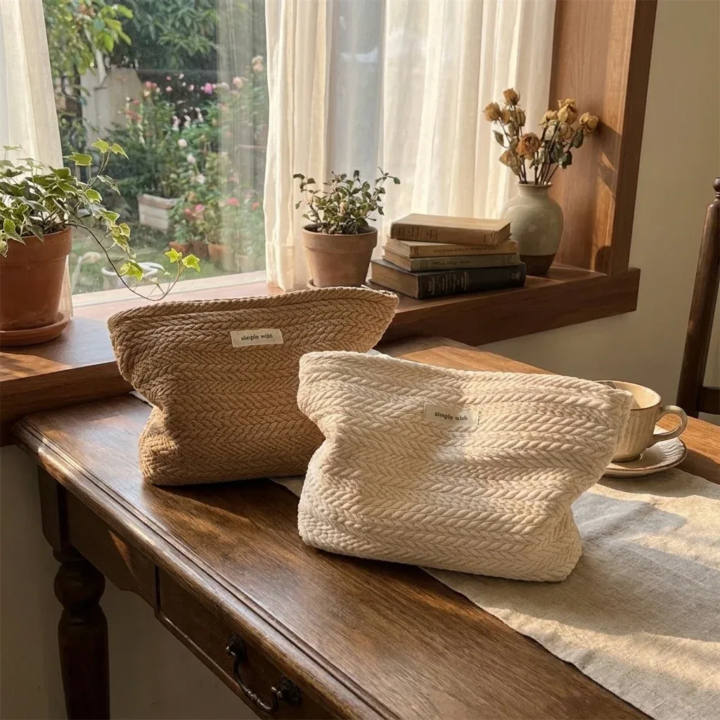 Sac de maquillage portable de haute qualité avec fermeture éclair, grande capacité, couleur unie, sac cosmétique en tissu tissé beige café, pochette extérieure