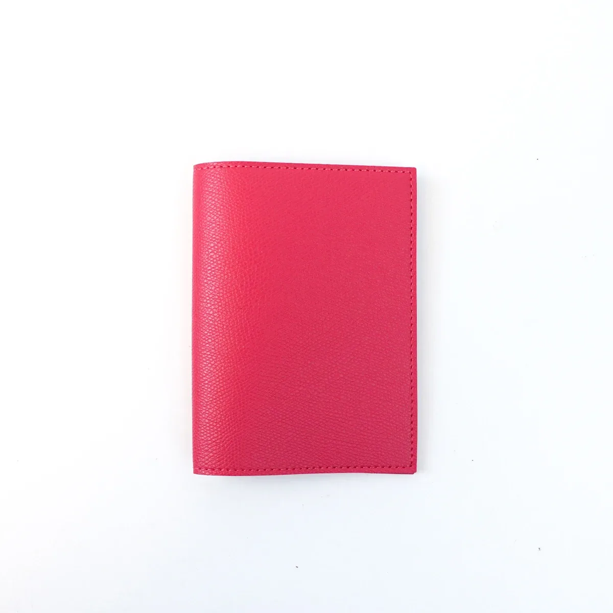 porte-passeport personnalisé en cuir pu, pratique pour les voyages d'affaires et les trajets quotidiens.