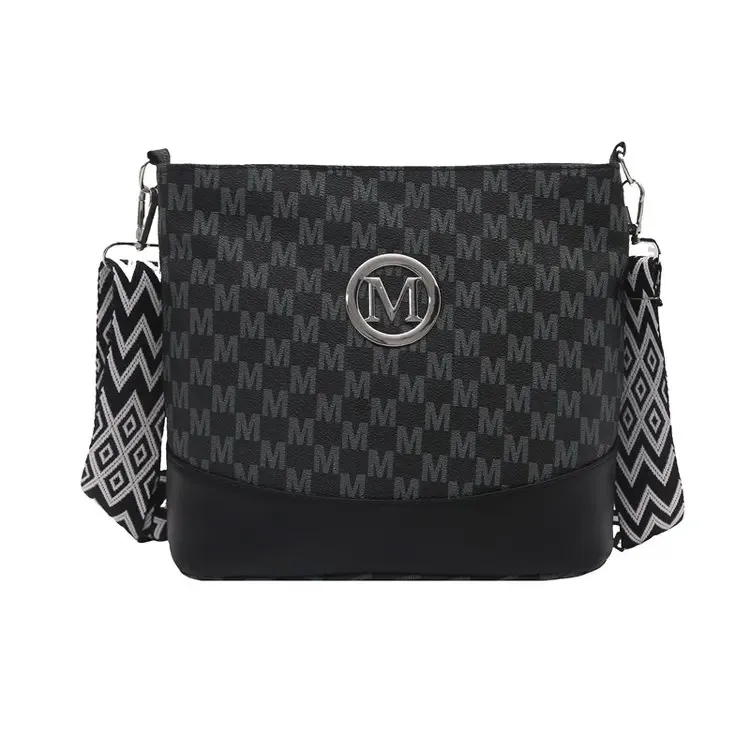sac à bandoulière élégant pour femme avec badge « m », design multi-poches, bandoulière réglable, cadeau idéal pour les femmes