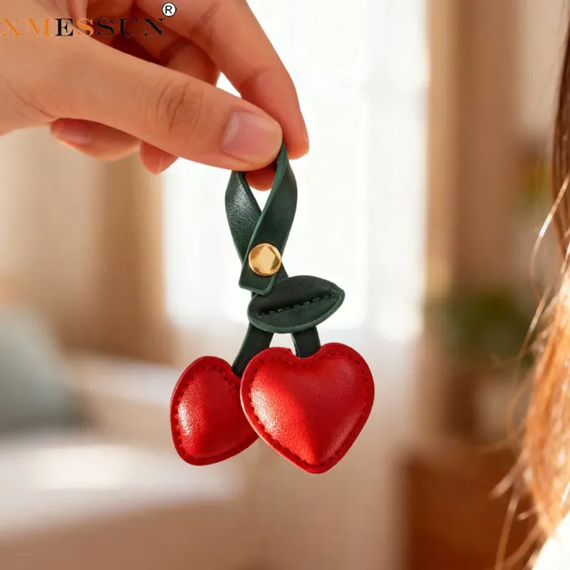 xmessun nouveau porte-clés pendentif cœur cerise rose pour sac à dos femme, breloque en cuir véritable tendance