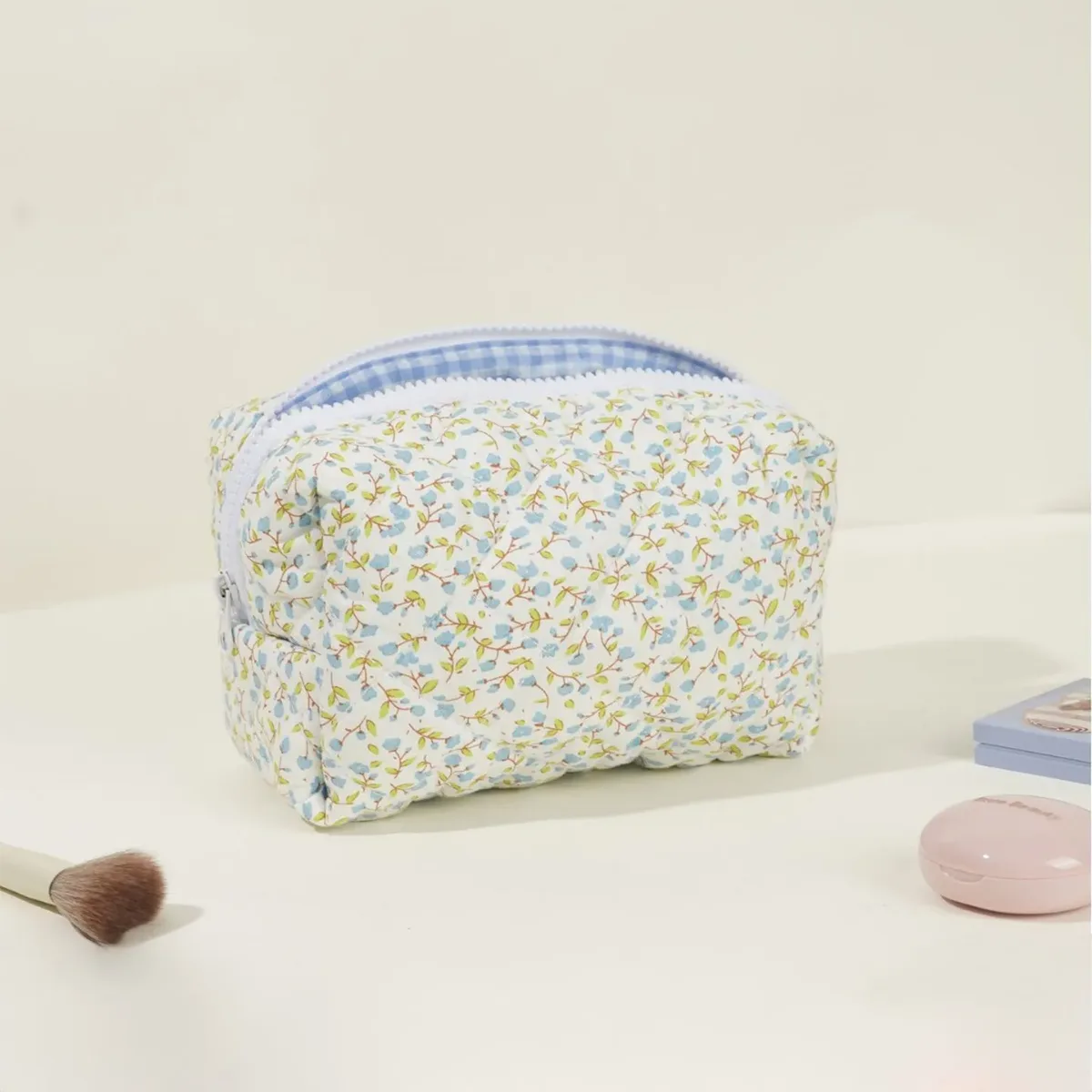 pochette de maquillage florale personnalisée, pochette cosmétique matelassée, broderie personnalisée, organiseur de voyage, cadeau pour femmes et filles, mignon