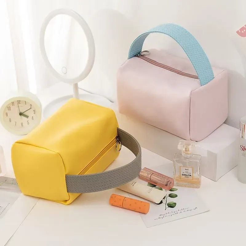 trousse de maquillage portable pour femmes, grande capacité, organisateur de maquillage de voyage, en cuir synthétique imperméable, trousse de toilette, sac de rangement à main.