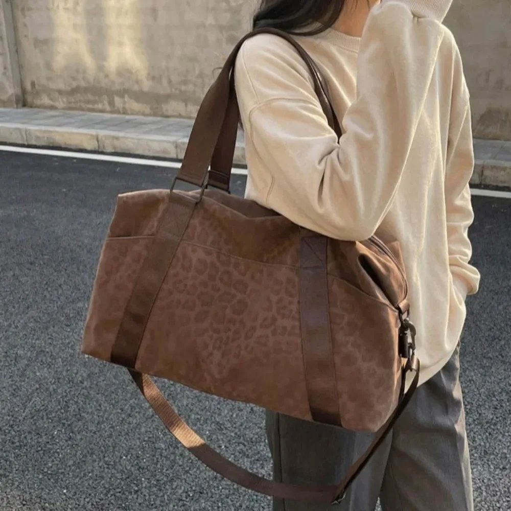 sac de voyage à imprimé léopard, sac de voyage imperméable avec sangle réglable, grande capacité, sac à main léger et multifonctionnel